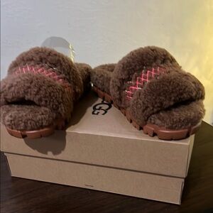 Cozetta UUG Braid Cozy Brown Slippers